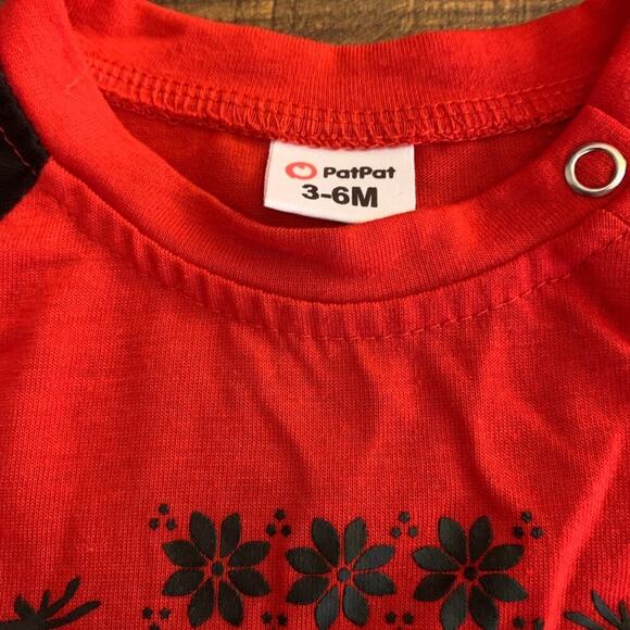 PATPAT Boy’s “Merry Christmas Ya Filthy Animal” Red/Black One Piece/Size: 3-6 Mo - Picture 3 of 6